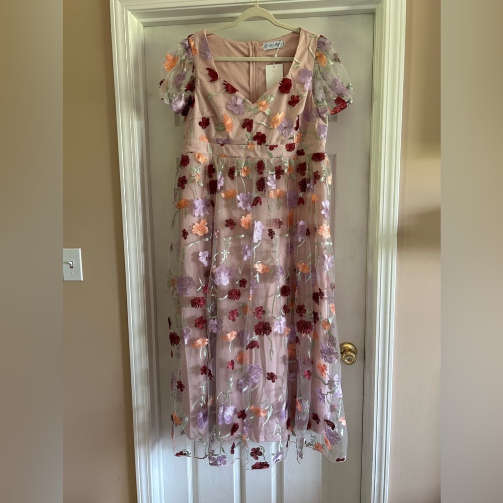 FlyCurvy Floral Embroidered Dress. Size XL. NEVER BEEN WORN OR EVEN TRIED ON